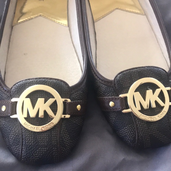 Michael Kors flats - Picture 2 of 4